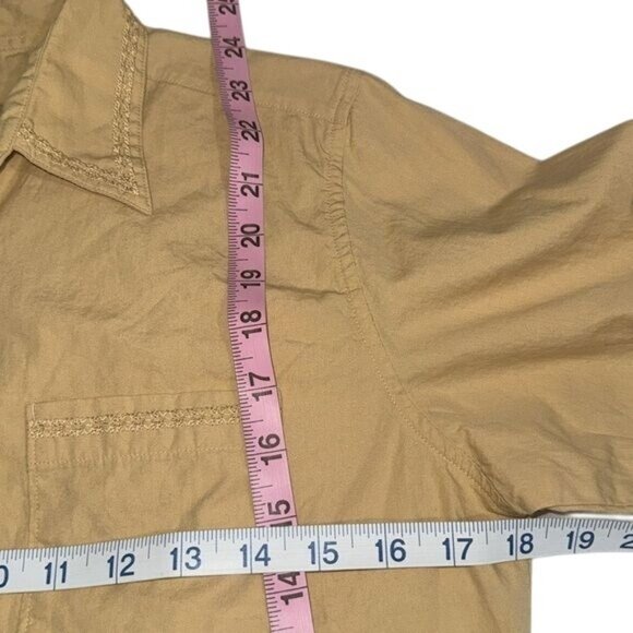 Cabelas Womens XS Tan Button-Up Shirt With 3/4 Sleeves & Embroidered Stitching - Picture 6 of 6